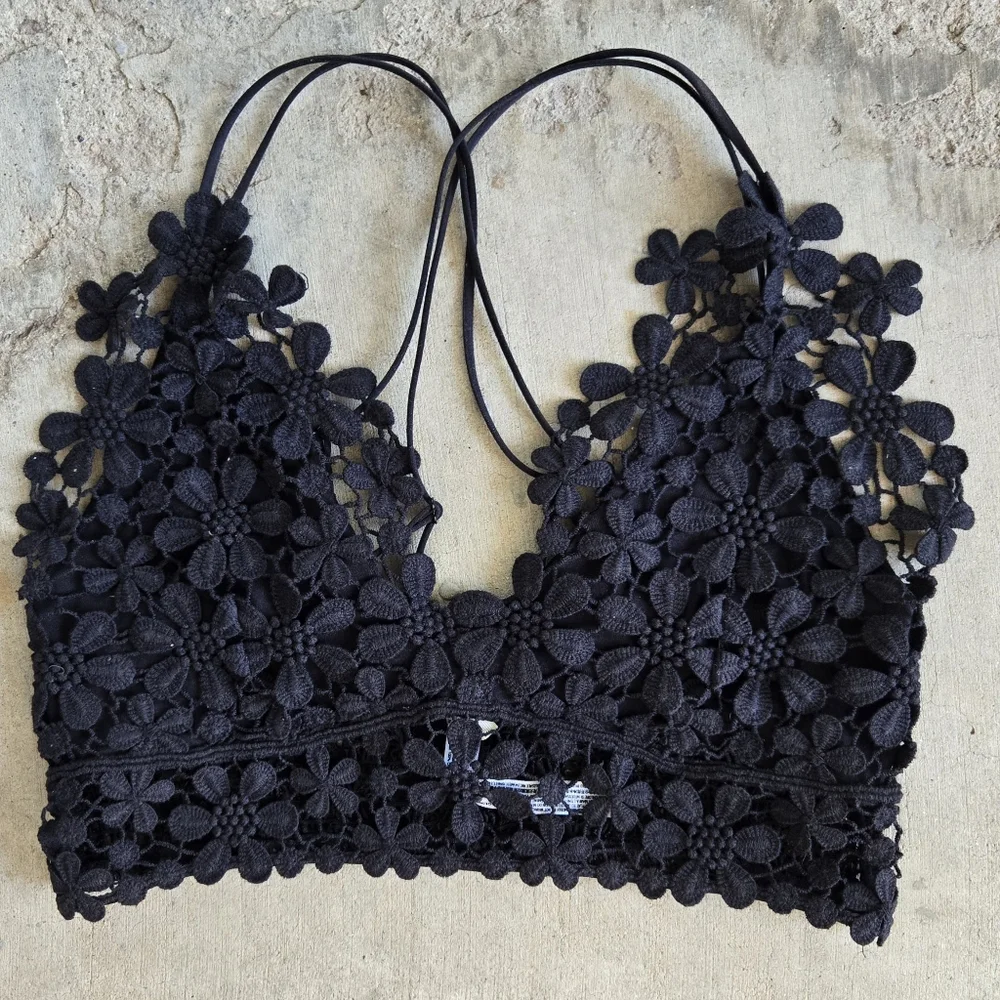 Intimately Free People Dainty Daisy Bralette Black Small - Picture 3 of 6